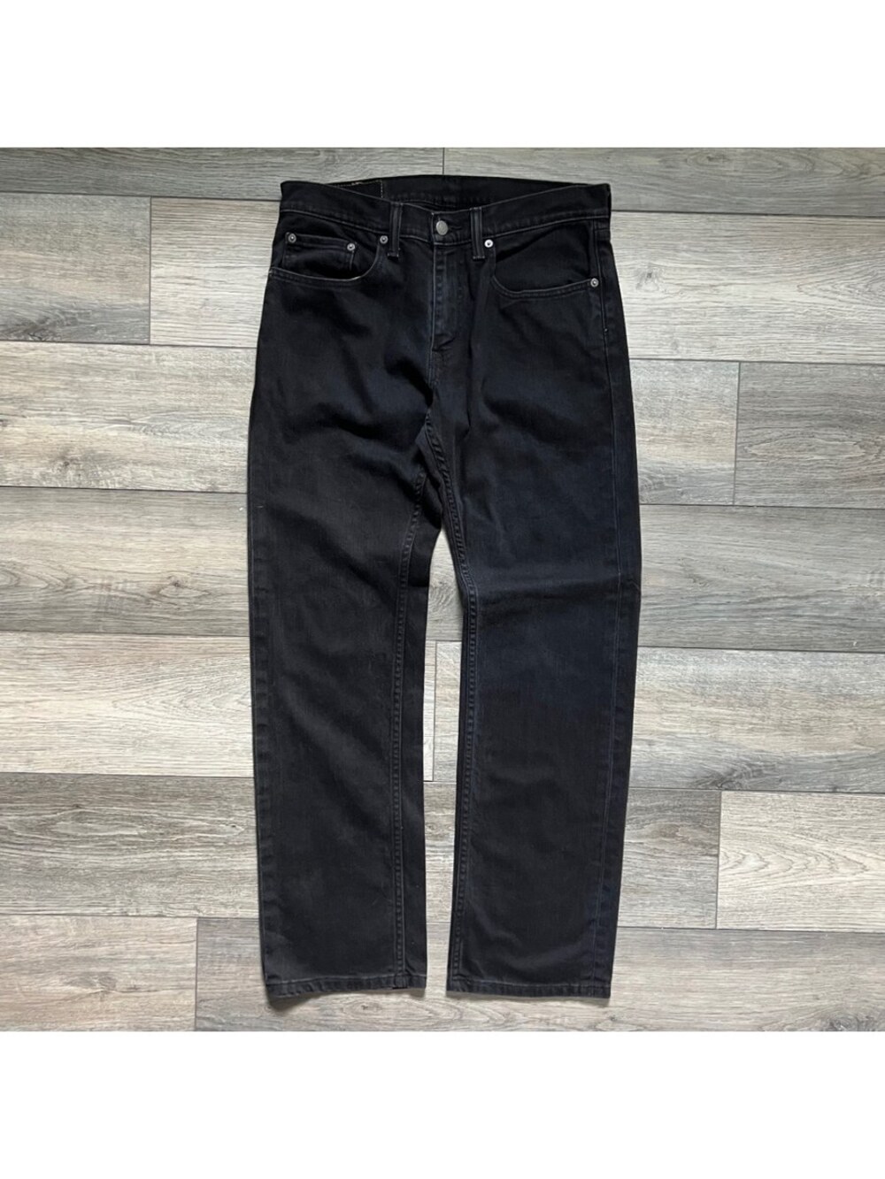 Vintage Levi's Men's 31x32 559 Relaxed Straight Jeans Black Wash Denim Y2K